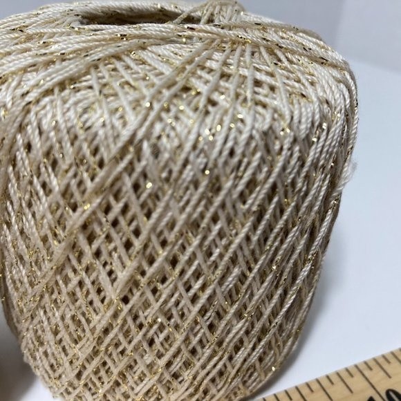 Aunt Lydia's Metallic Crochet Thread Natural/Gold - Picture 4 of 13